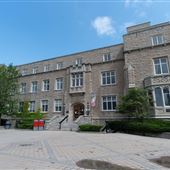 Queen's University - John Deutsch University Centre